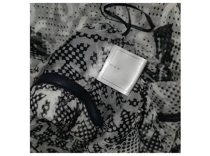 Vestido Chanel Lion gola halter em seda com lenço - vista 12