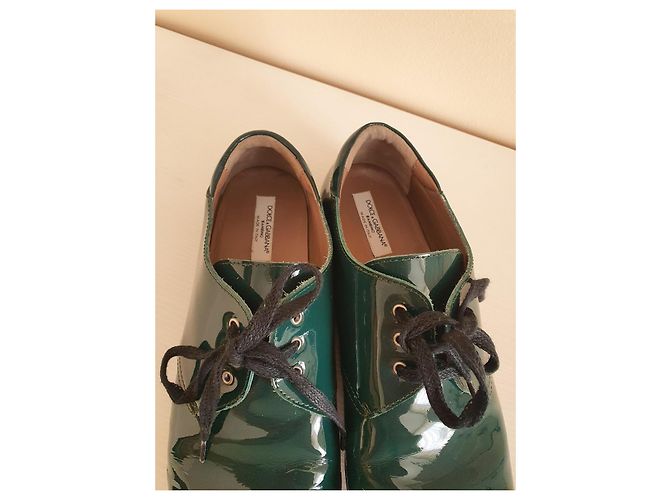 Dolce & Gabbana Scarpe stringate in pelle verniciata verde - vista 5