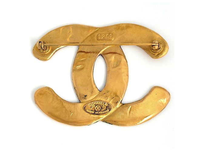 Broche Chanel plaquée or - vue 2