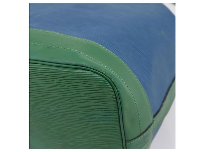 LOUIS VUITTON Epi Noe Shoulder Bag Bicolor Green Blue M44044 LV - vista 15