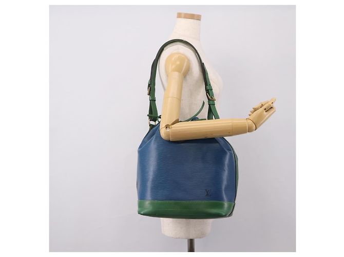 LOUIS VUITTON Epi Noe Shoulder Bag Bicolor Green Blue M44044 LV - vista 19