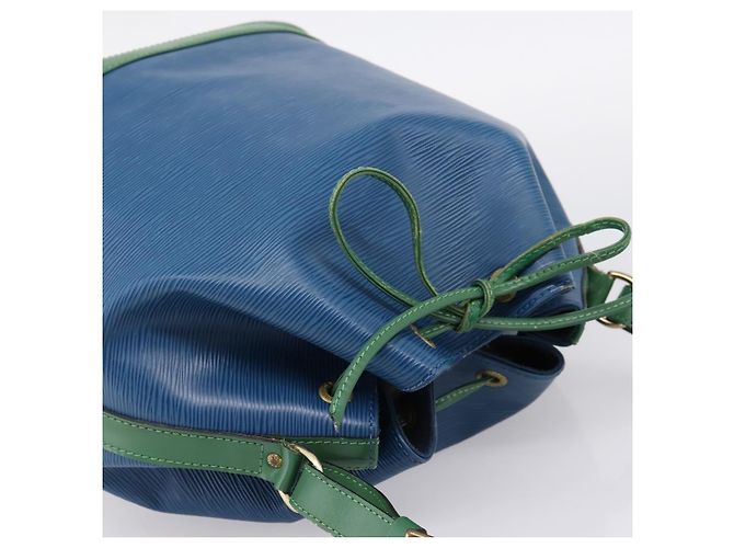 LOUIS VUITTON Epi Noe Shoulder Bag Bicolor Green Blue M44044 LV - vista 6
