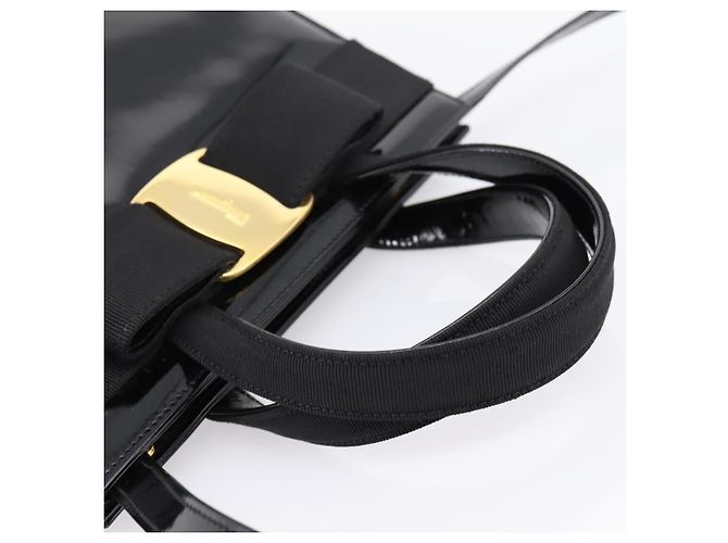 Salvatore Ferragamo Vala Hand Bag Patent leather 2way Black Gold - vista 7