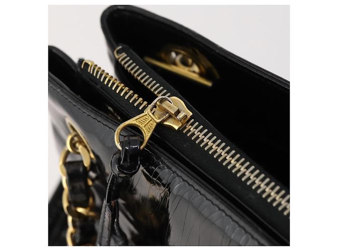 CHANEL Chain Shoulder Bag Patent leather Black Gold CC - vista 20