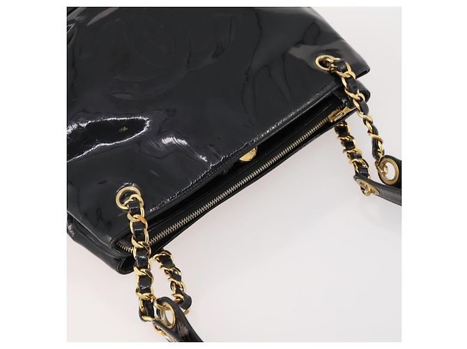 CHANEL Chain Shoulder Bag Patent leather Black Gold CC - vista 6