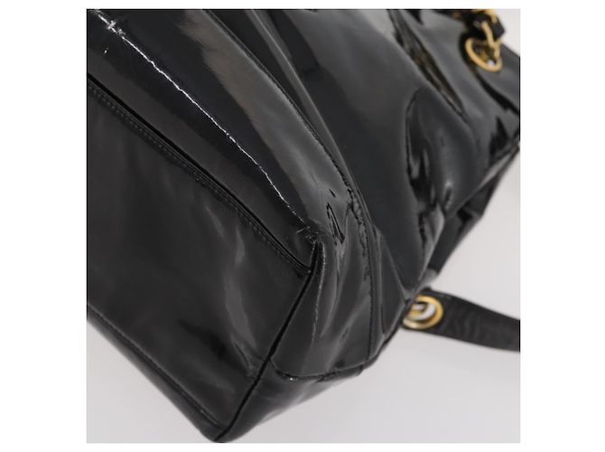 CHANEL Chain Shoulder Bag Patent leather Black Gold CC - vista 9