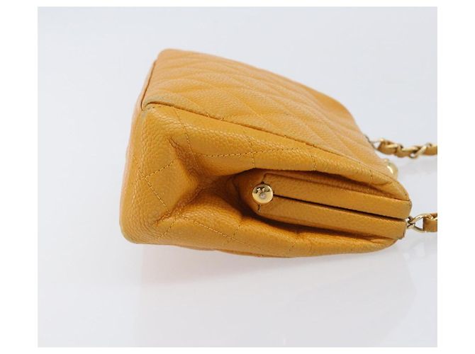 CHANEL Matelasse Chain Shoulder Bag Caviar Skin Yellow Gold CC - vista 4