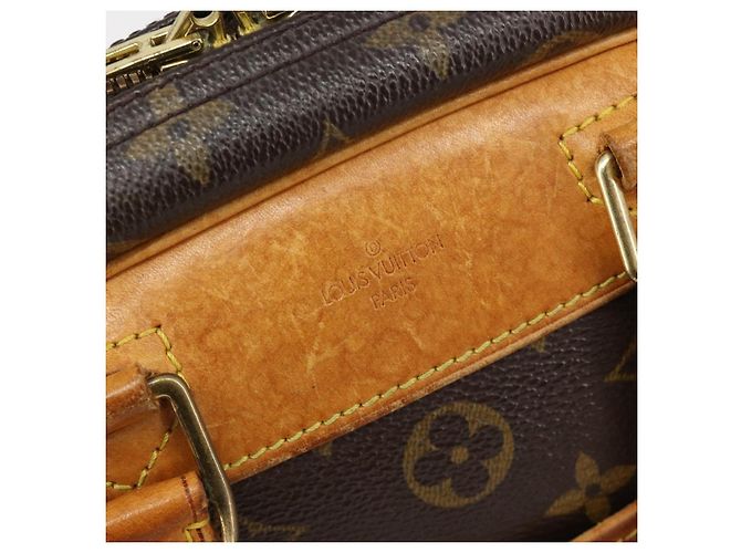 LOUIS VUITTON Bolsa de Mão Monogram Trouville M42228 LV - vista 17