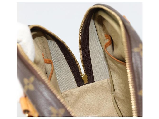 LOUIS VUITTON Bolsa de Mão Monogram Trouville M42228 LV - vista 19