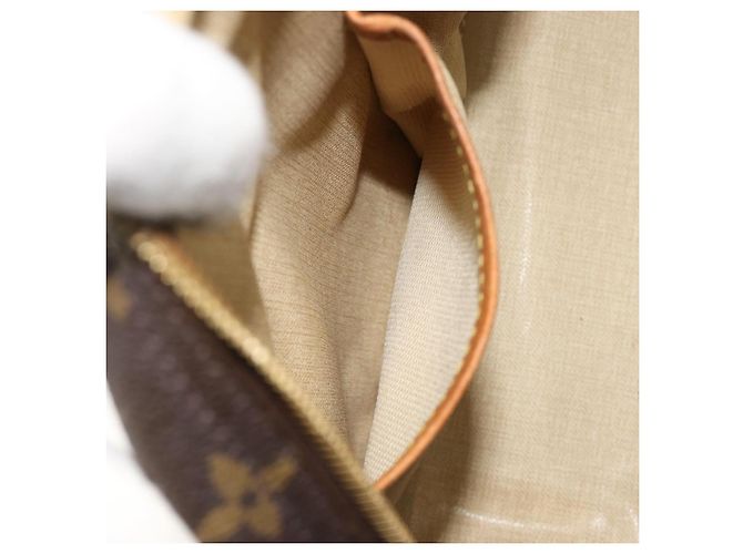 LOUIS VUITTON Bolsa de Mão Monogram Trouville M42228 LV - vista 22