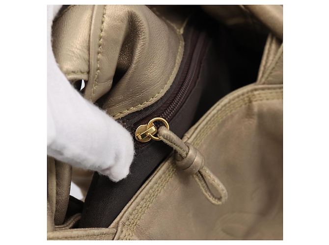 LOEWE Nappa Aire Anagram Hand Bag Leather Gold - vista 21