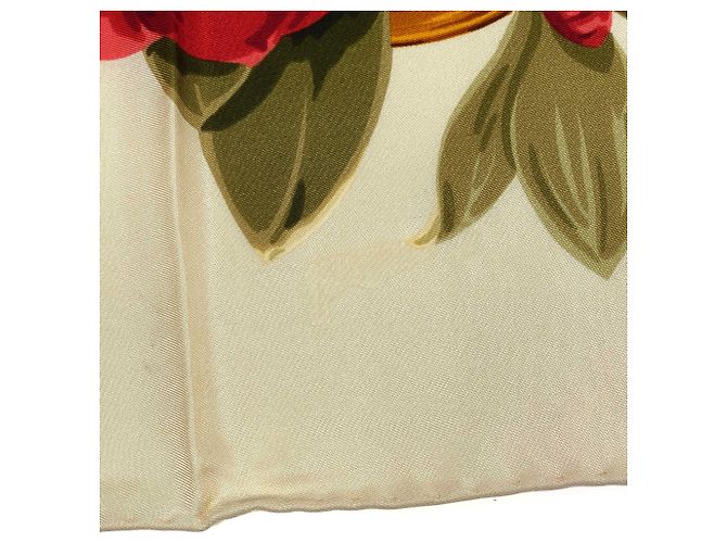 Foulard Chanel in seta rosso crema multicolore Coco Mark Camelia - vista 6