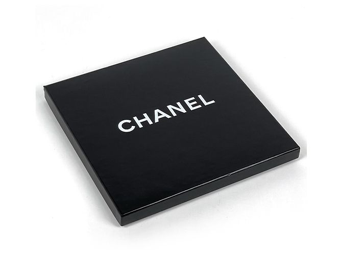 Foulard Chanel in seta rosso crema multicolore Coco Mark Camelia - vista 7