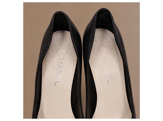 Chanel Schwarze Leder-Plateau-Pumps - Ansicht 17