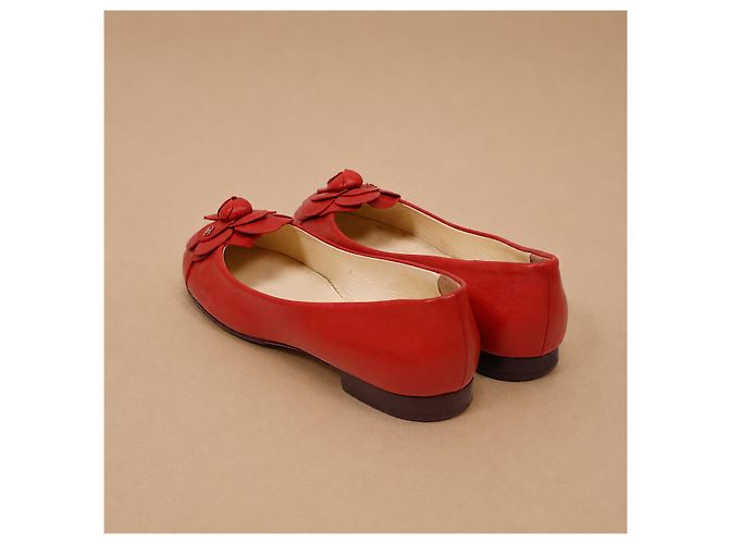 Chanel Ballerine in pelle rossa con Camelia - vista 11