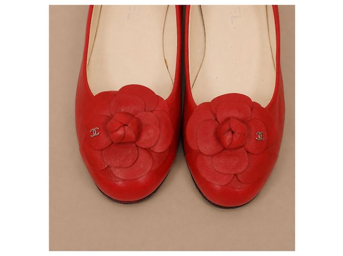 Chanel Ballerine in pelle rossa con Camelia - vista 15