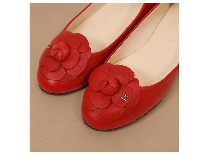 Chanel Ballerine in pelle rossa con Camelia - vista 16