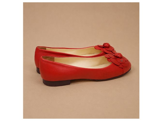 Chanel Ballerine in pelle rossa con Camelia - vista 6