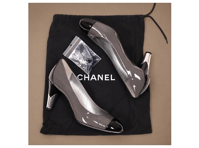 Chanel Lackleder Pumps Cap Toe - Ansicht 11