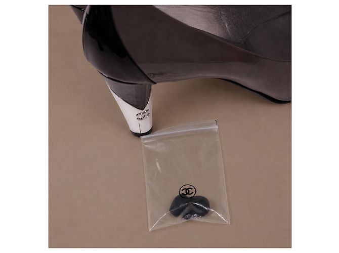 Chanel Lackleder Pumps Cap Toe - Ansicht 14