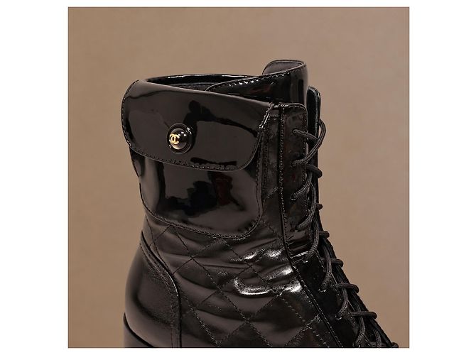 Chanel Runway Pocket Biker Combat Boots Schwarz Leder - Ansicht 17
