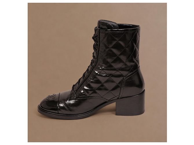 Chanel Runway Pocket Biker Combat Boots Schwarz Leder - Ansicht 9