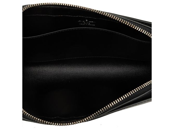 Louis Vuitton Pochette Baikal in Taiga Nero - vista 4