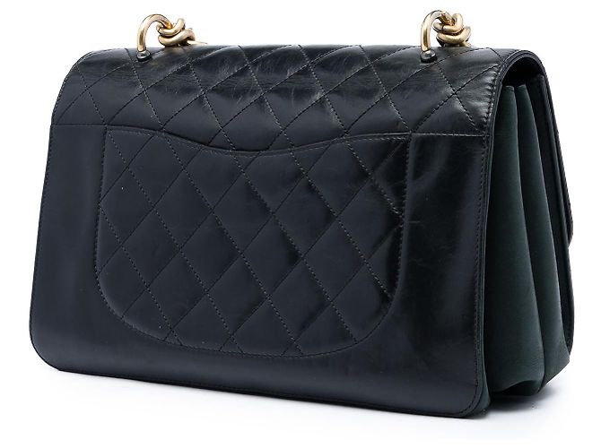 Chanel Black Paris Cosmopolite Medium Quilted Calfskin Straight Lined Flap - vista 2