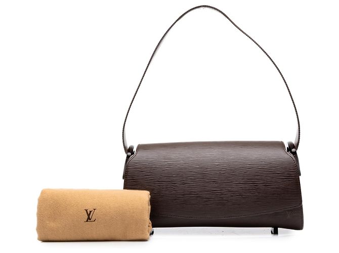Louis Vuitton Brown Epi Nocturne GM - vista 7