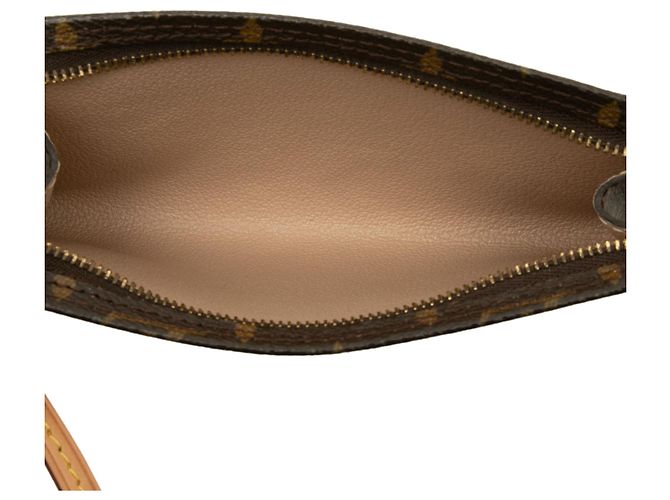 Bucket Pouch PM Monogram Marrone Louis Vuitton - vista 4