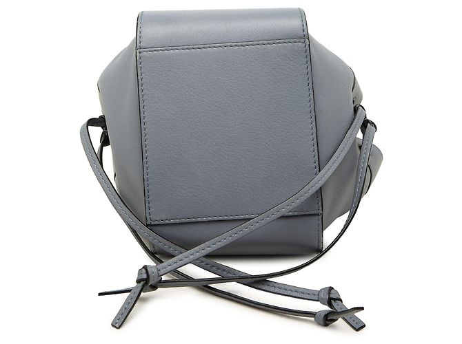 Borsa LOEWE Hammock Mini in pelle di vitello grana grigia con coulisse - vista 3