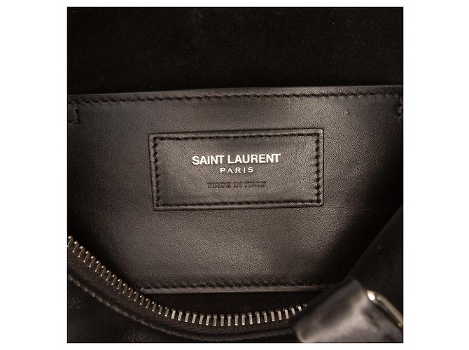Autre Marque Bolso Classic Duffle Satchel Baby de piel negra con tachuelas de Saint Laurent - vista 5