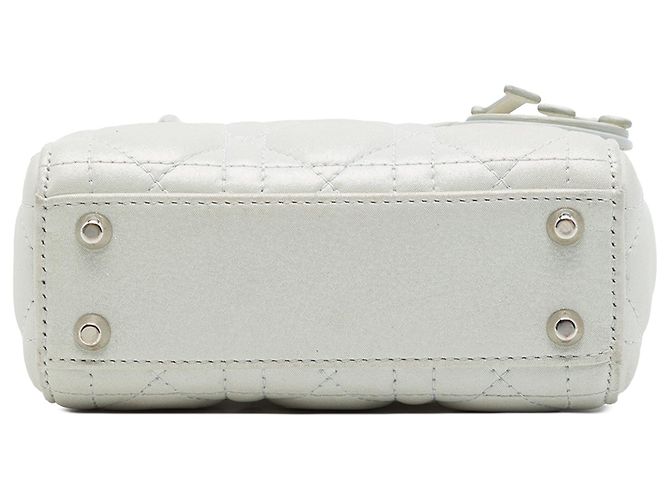 Dior Silver Micro Iridescent Lambskin Cannage Lady Dior - vista 3
