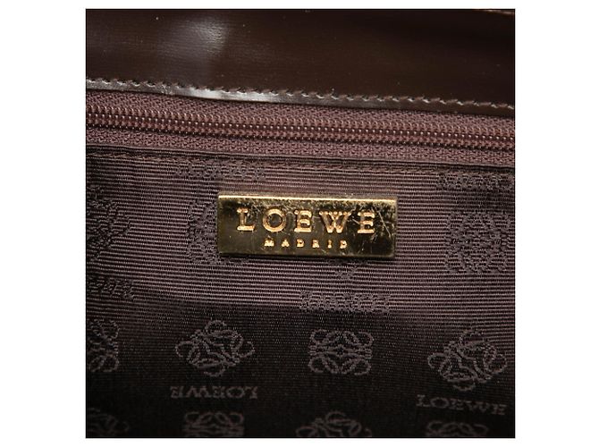Borsa a tracolla LOEWE in vitello liscio marrone con patta logo - vista 5