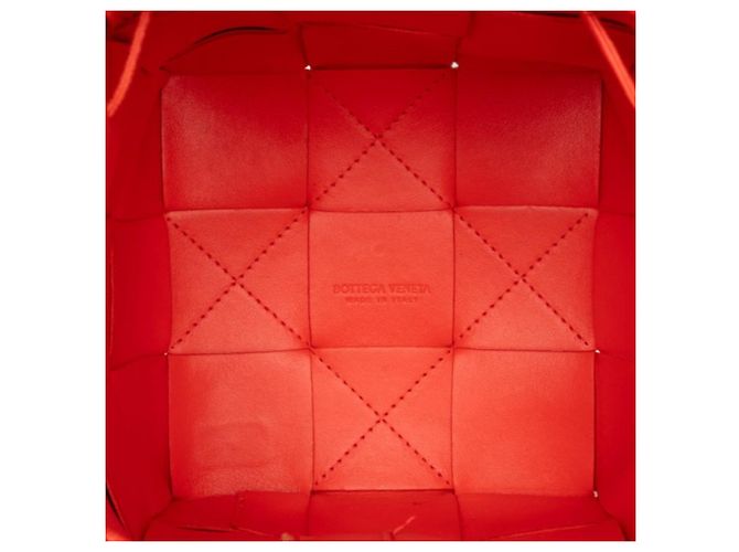 Bottega Veneta Borsa a Secchiello Small Nappa Maxi Intrecciato Cassette Rossa - vista 4
