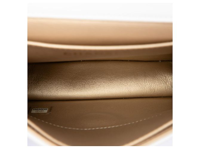 Chanel White Small Lambskin Chic Pearls Flap - vista 4