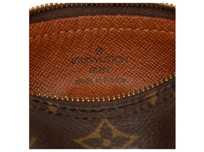 Louis Vuitton Brown Monogram Papillon Pochette - vista 5