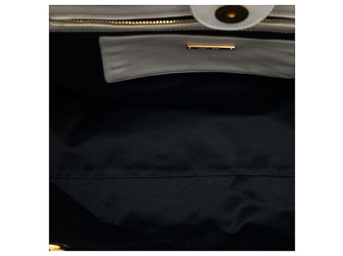 Tote Miu Miu in vitello morbido bianco con borchie - vista 4