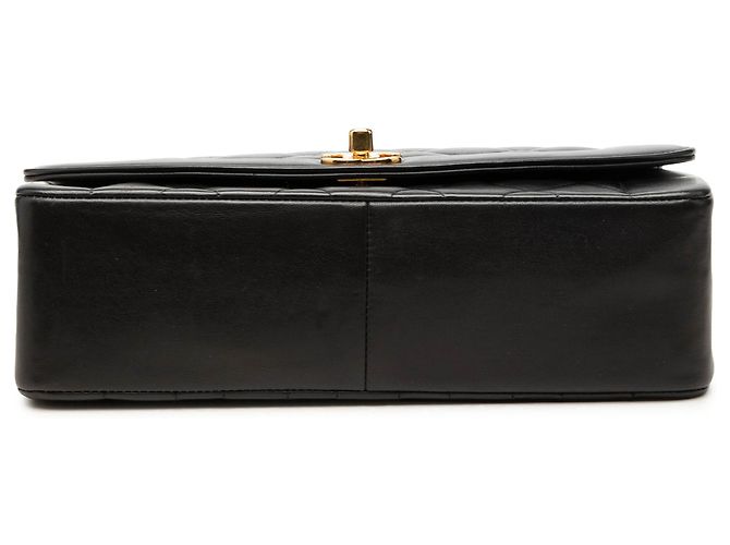 Chanel Black Small Quilted Lambskin Diana Single Flap - vista 3
