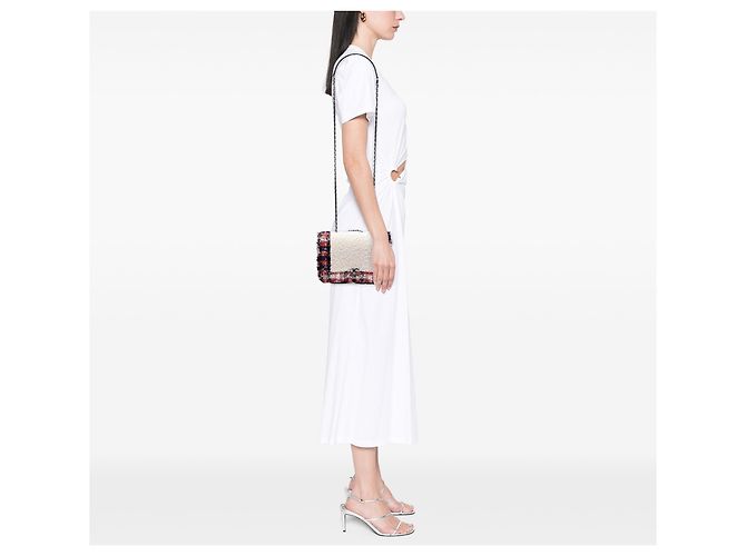 Chanel White CC Tweed and Shearling Single Flap - vista 6