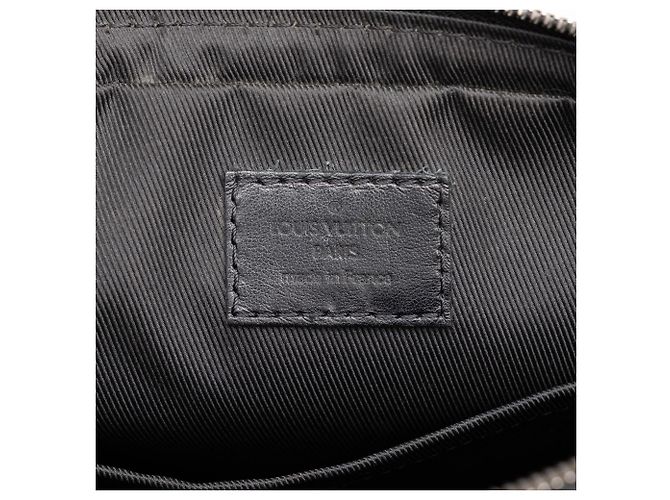 Louis Vuitton Black Monogram Eclipse Reverse Trio Messenger - Ansicht 5
