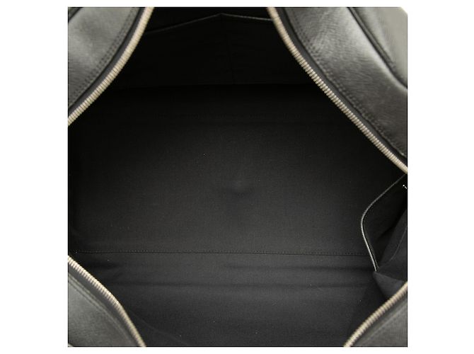 Louis Vuitton Gray Taiga Neo Kendall - vista 4