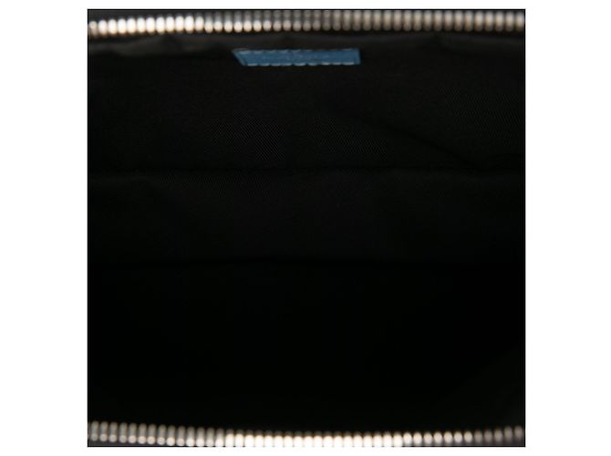 Louis Vuitton Blue Monogram Taigarama Outdoor Messenger - vista 4