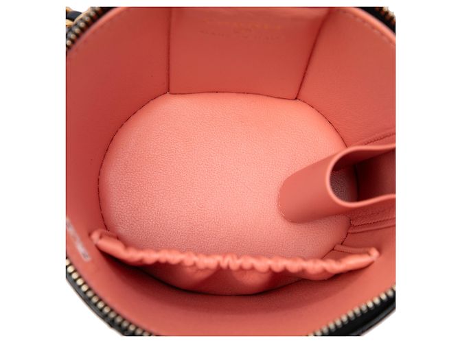 Borsa Vanity Chanel Afternoon Tea in vernice matelassé nera con manico e catena - vista 4