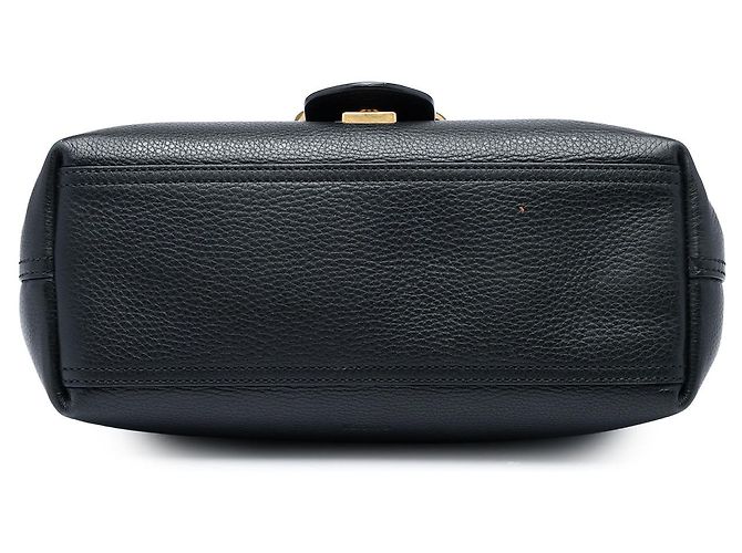 Borsa a tracolla Gucci GG Marmont piccola in pelle di vitello nera - vista 3