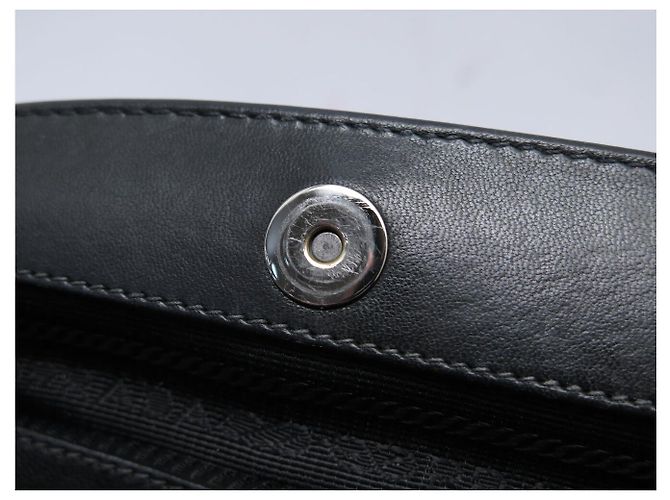 BORSA A MANO PRADA BOWLING BN1331 IN PELLE TESSUTO E NYLON PILESATO NERO - vista 14