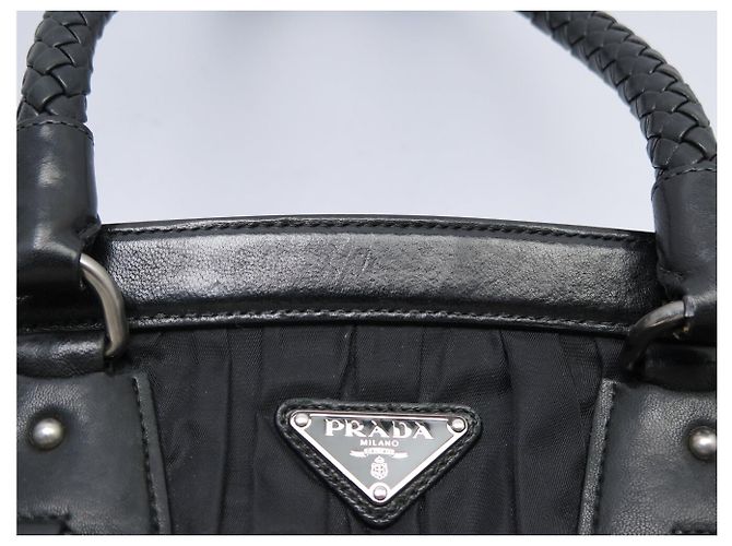 BORSA A MANO PRADA BOWLING BN1331 IN PELLE TESSUTO E NYLON PILESATO NERO - vista 15
