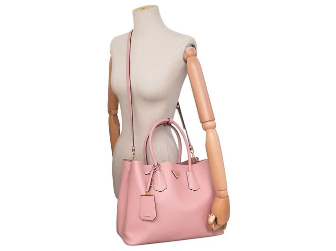 NOVA BOLSA DE MÃO PRADA DOUBLE B2756T COURO SAFFIANO ROSE COM ALÇA - vista 7