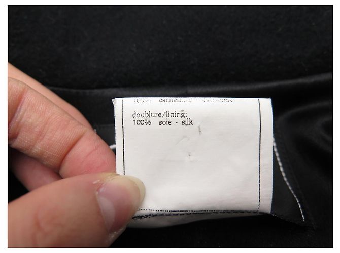 ABRIGO LARGO CHANEL BOTONES LOGO CC SOL 44 L EN CACHEMIRA NEGRO - vista 6