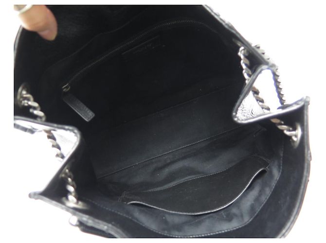 Yves Saint Laurent BORSA A MANO SAINT LAURENT NIKI SHOPPING BAG PELLE CHEVRON NERA LOGO YSL - vista 9